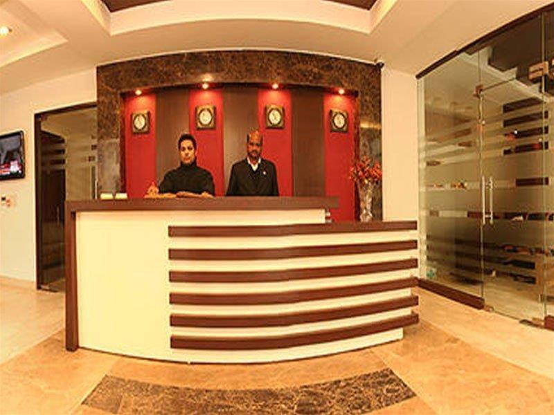 Hotel Livasa Inn Near Blk Hospital Delhi  Buitenkant foto
